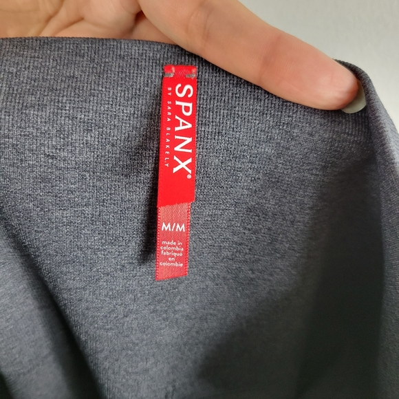 Spanx Look At Me Now High Waist Compression Panel Cropped Leggings - Picture 7 of 9